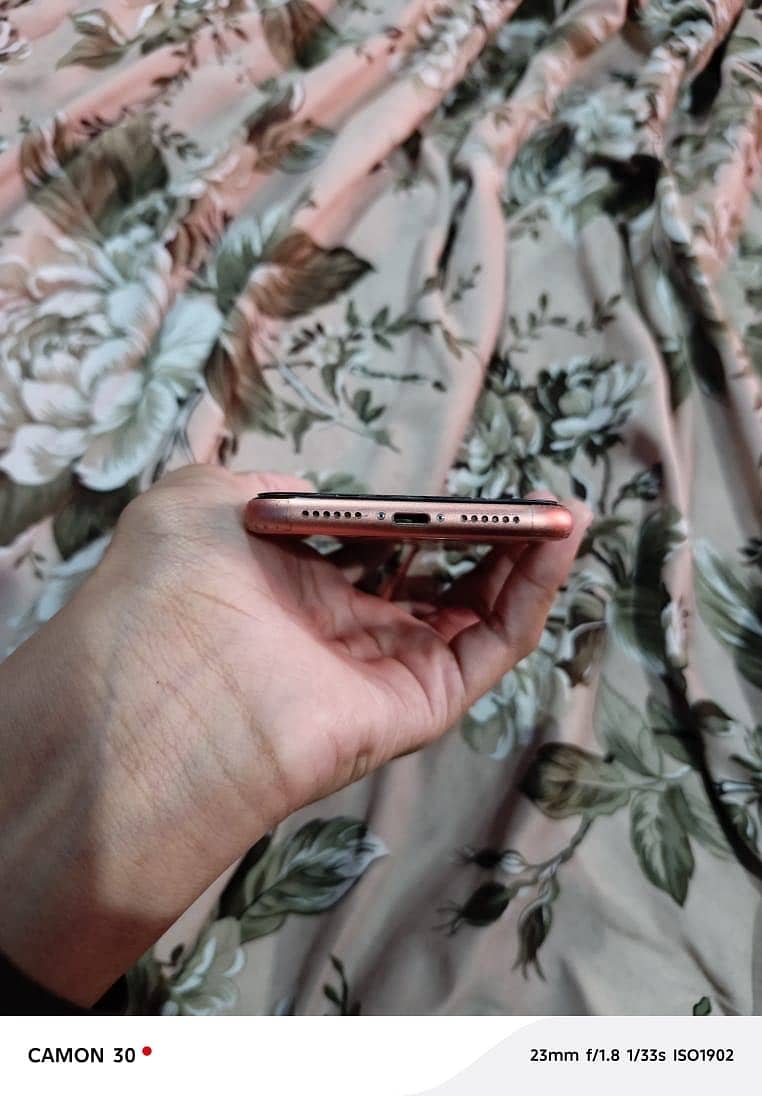Apple iPhone XR 3