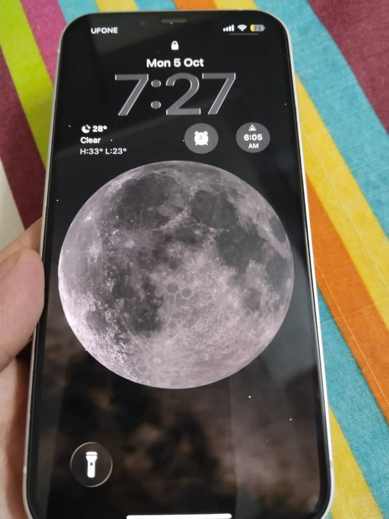 Apple iPhone 13 0