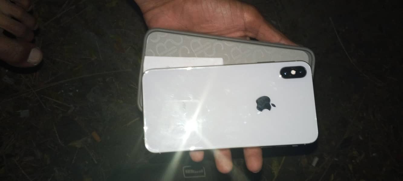 Apple iPhone X 0