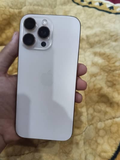 Apple iPhone 16 Pro Max jv