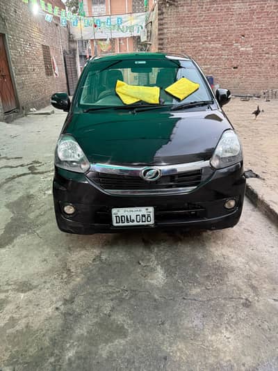 Daihatsu Mira 2012