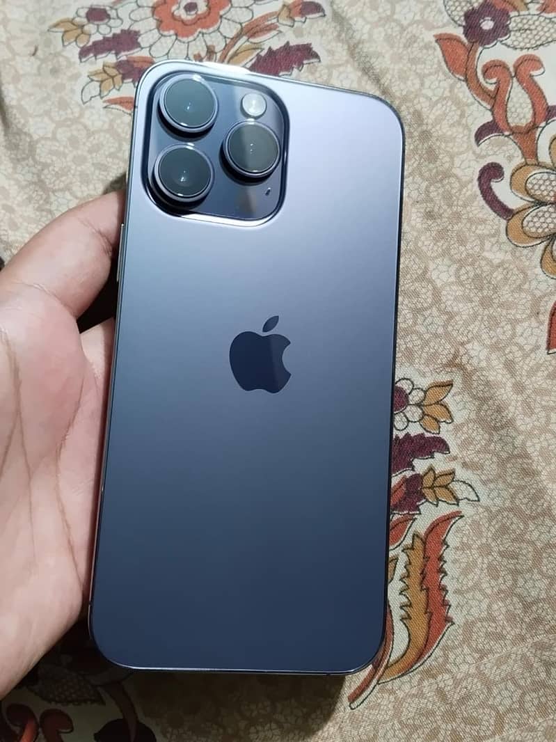 Apple iPhone 14 Pro Max 6