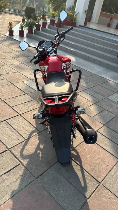 Selling cb 150f (03369400577)