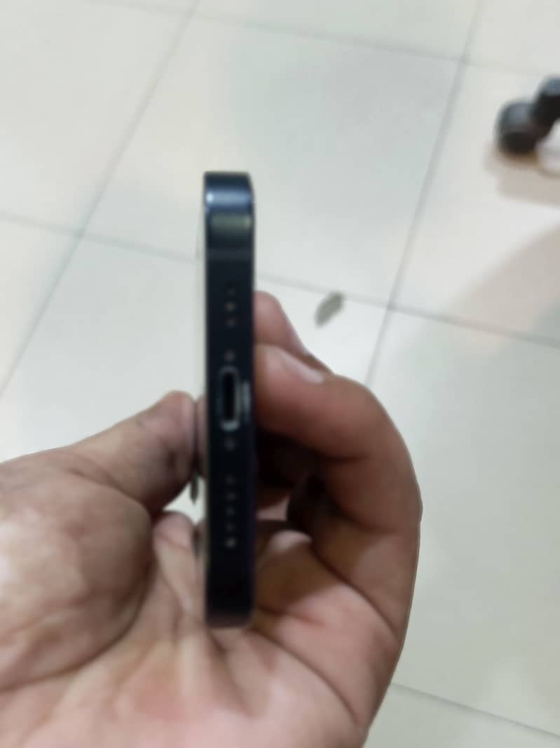 iPhone 12 jv 4