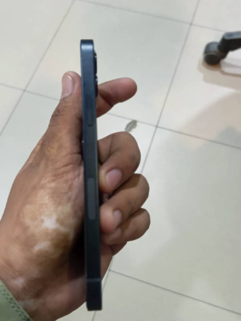 iPhone 12 jv 6