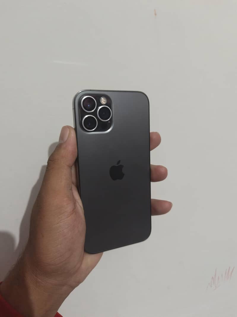 Apple iPhone 12 Pro 0