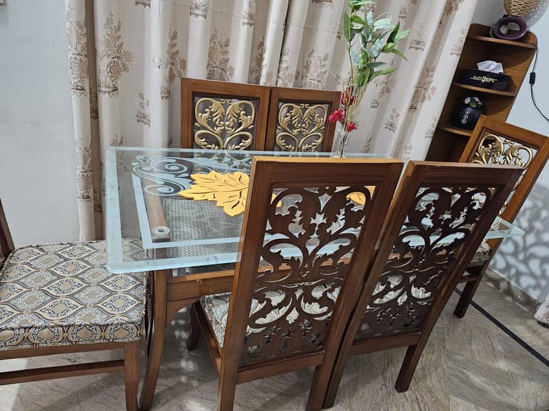 dinning table 0