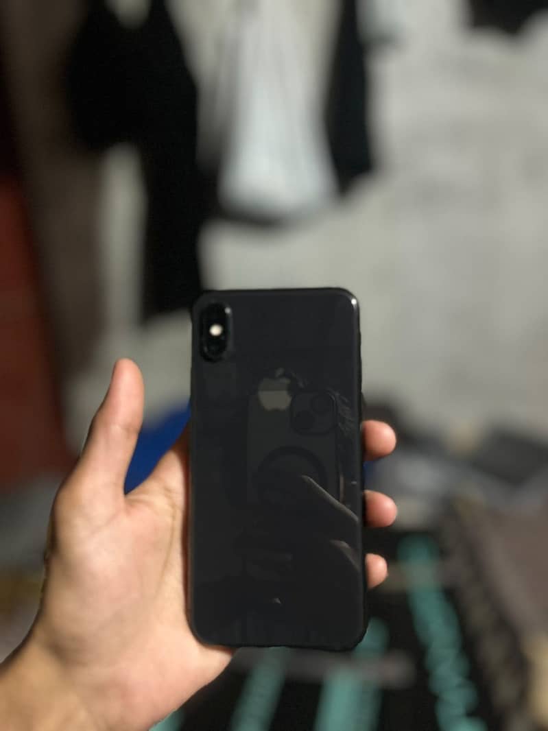 Apple iPhone X 0