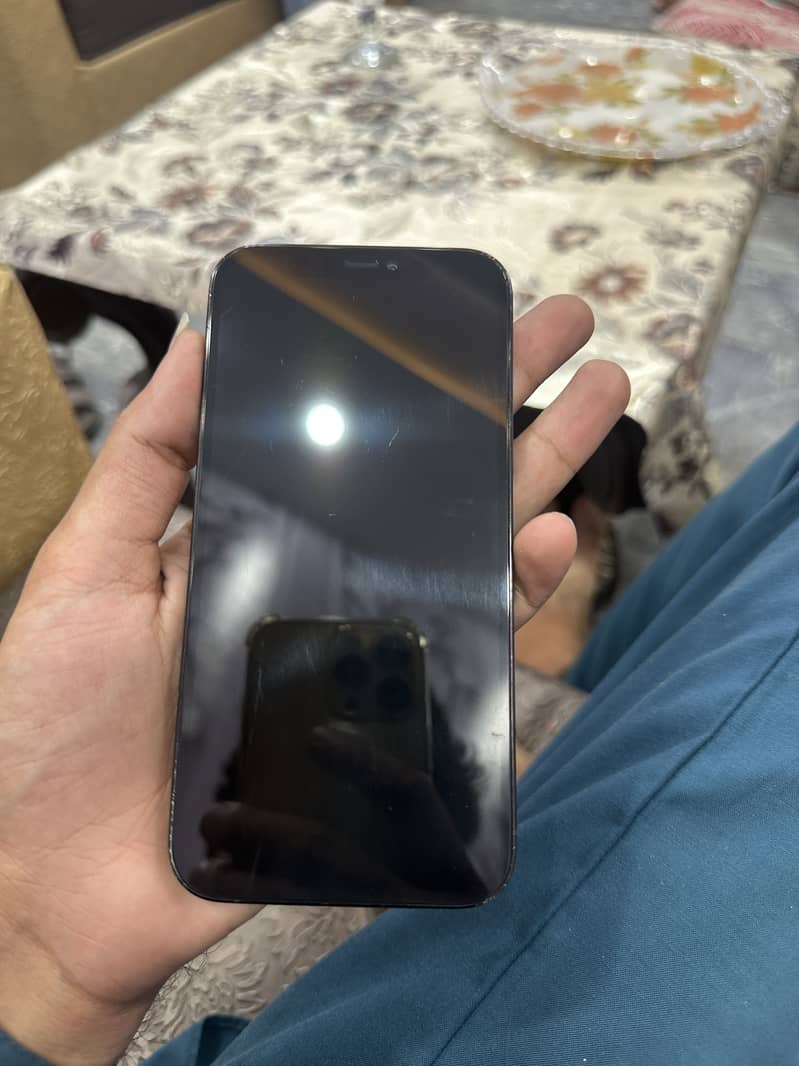 Apple iPhone 12 Pro 1
