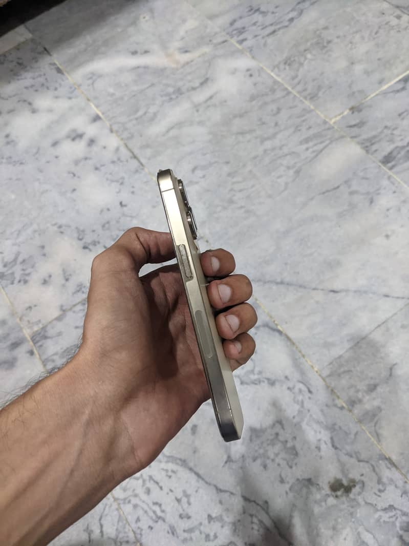 Apple iPhone 14 Pro 1