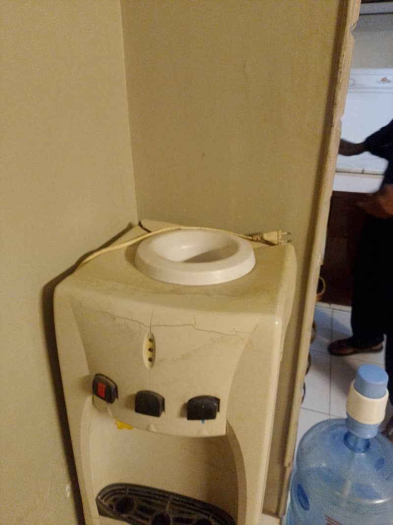 water Dispenser 1
