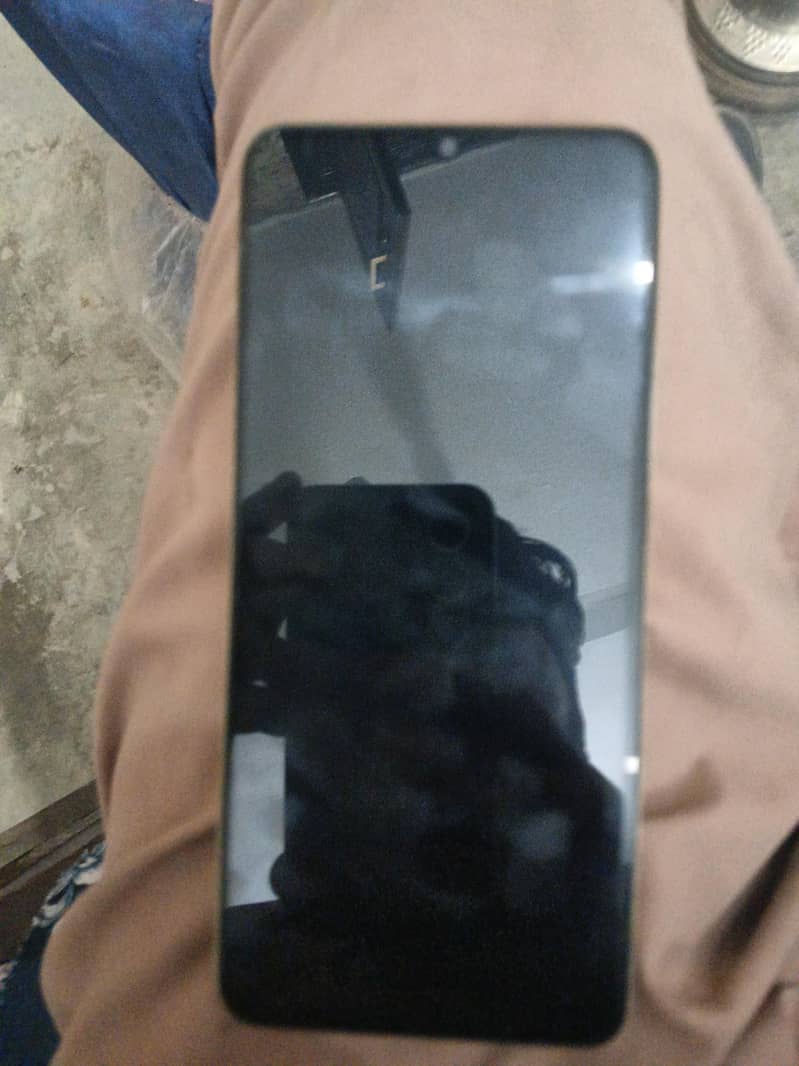 Realme C61 1