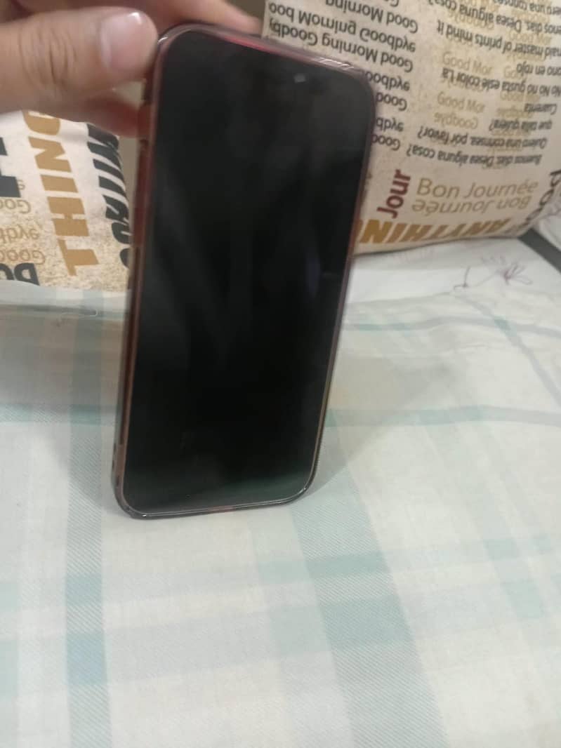 Apple iPhone 12 3