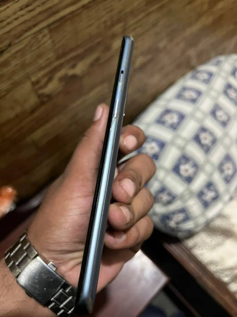 One Plus 8 5