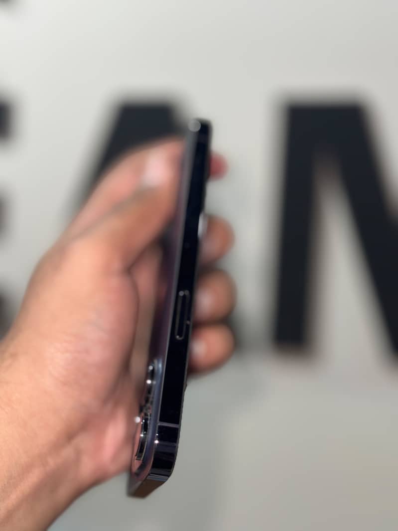 Apple iPhone 14 Pro 3