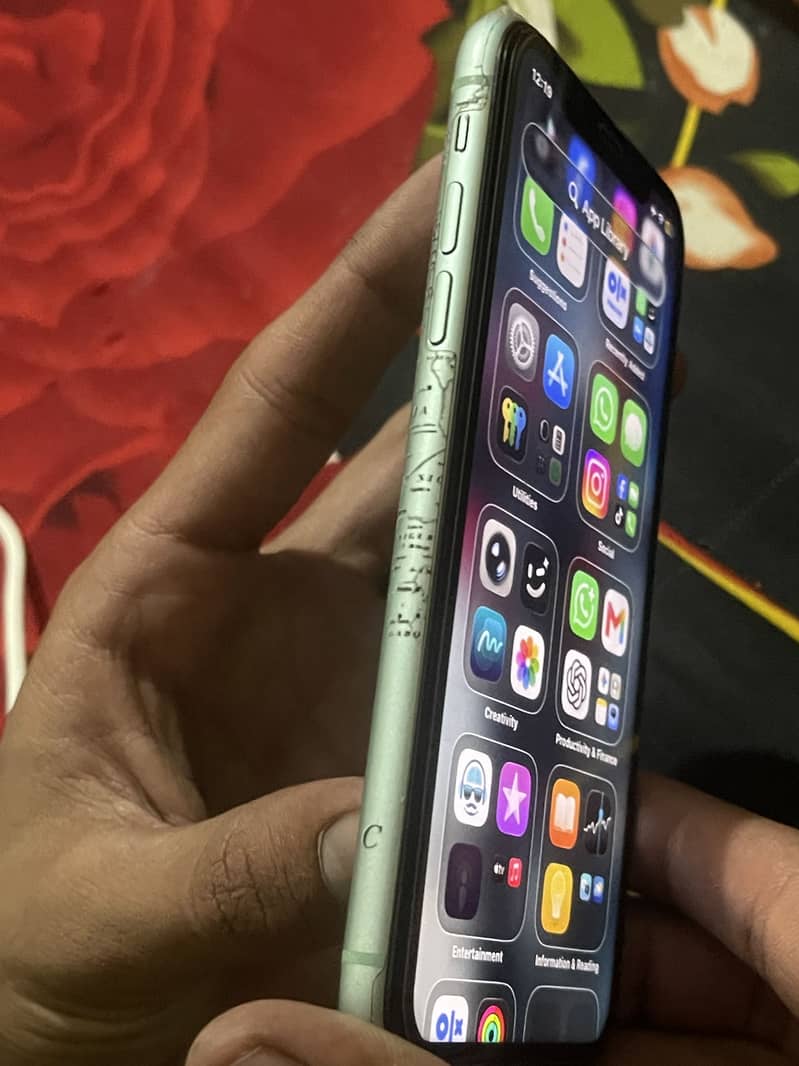 Apple iPhone 11 1