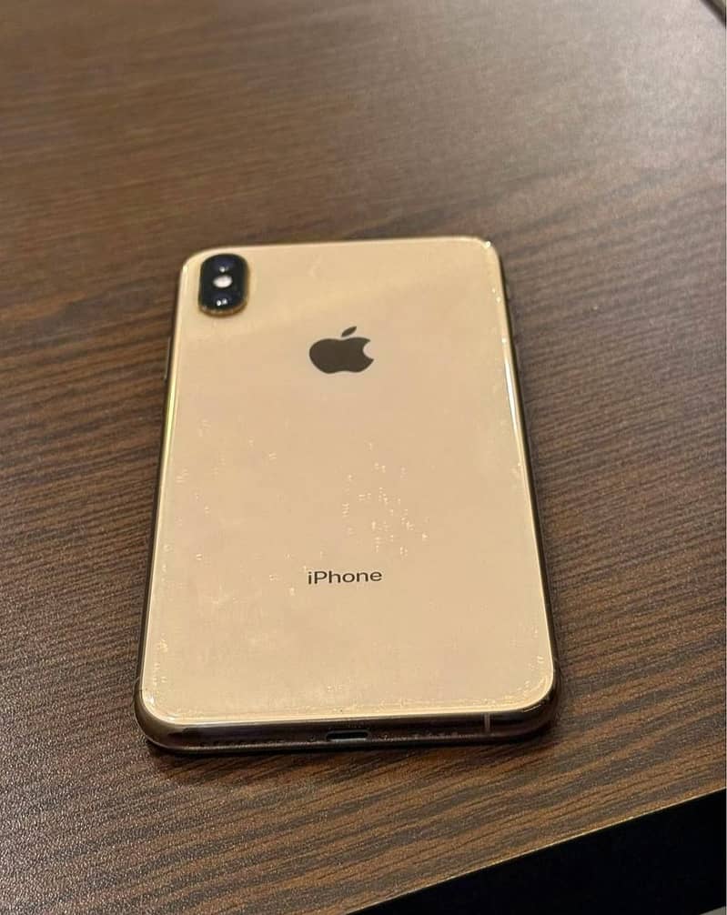 Apple iPhone XS Max 5
