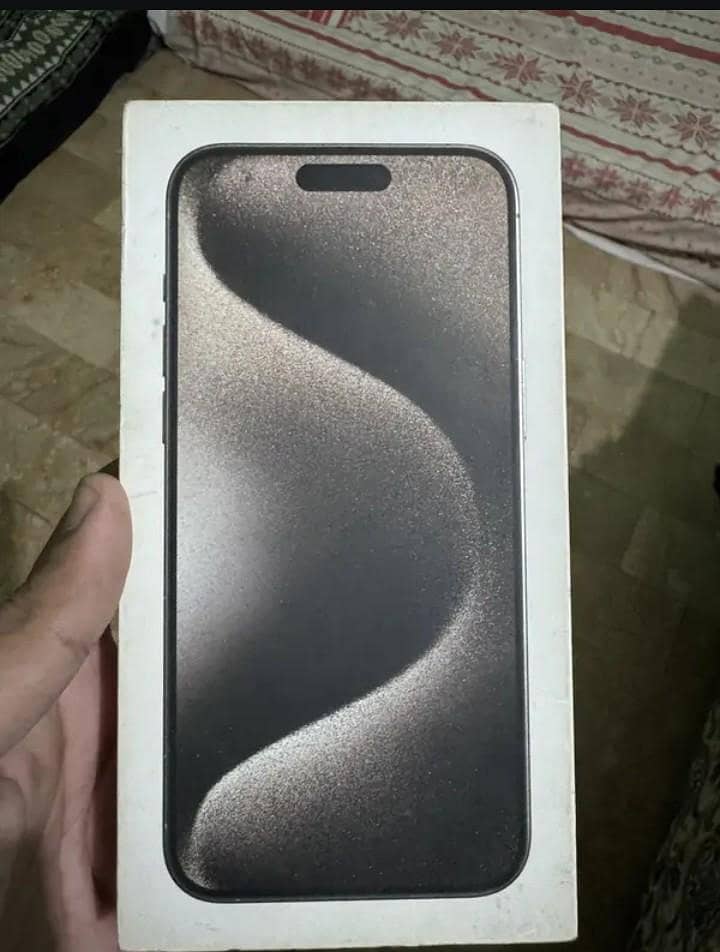 Apple iPhone 15 Pro 2