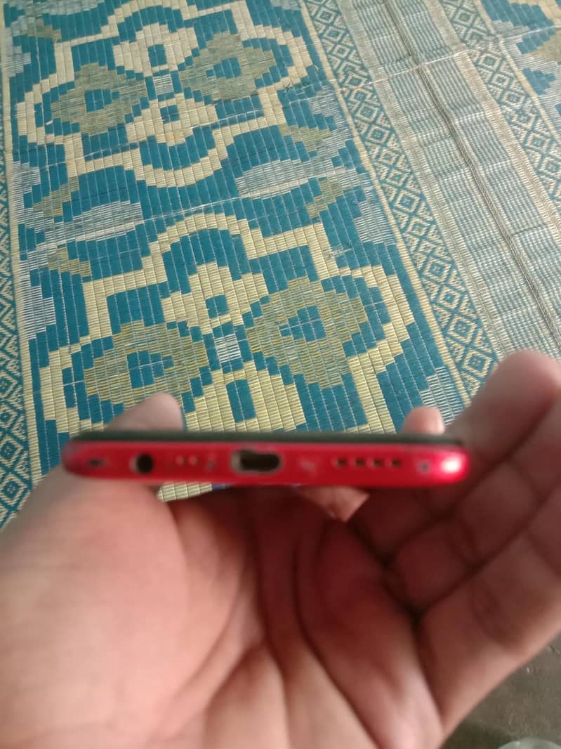 Realme C3 5