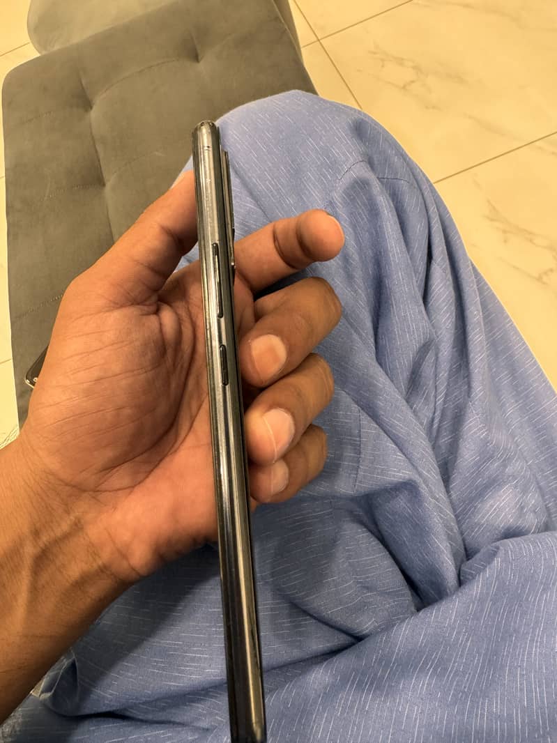 Vivo V21e 3
