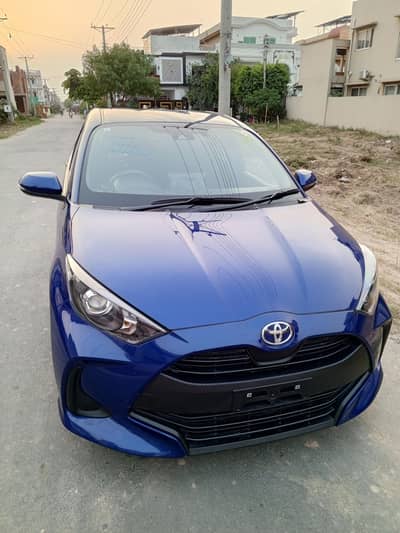 Toyota Yaris Hatchback Push Start 2023