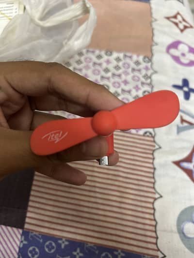 Itel mini fan