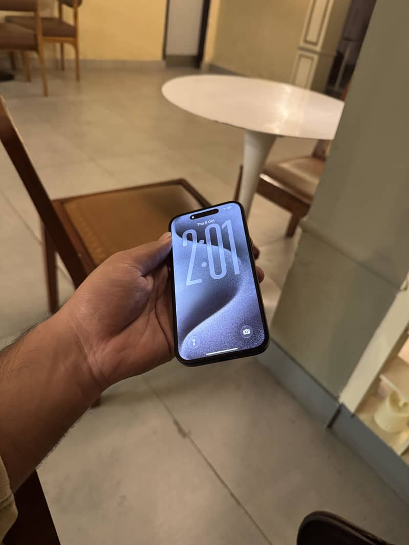 Apple iPhone 15 2