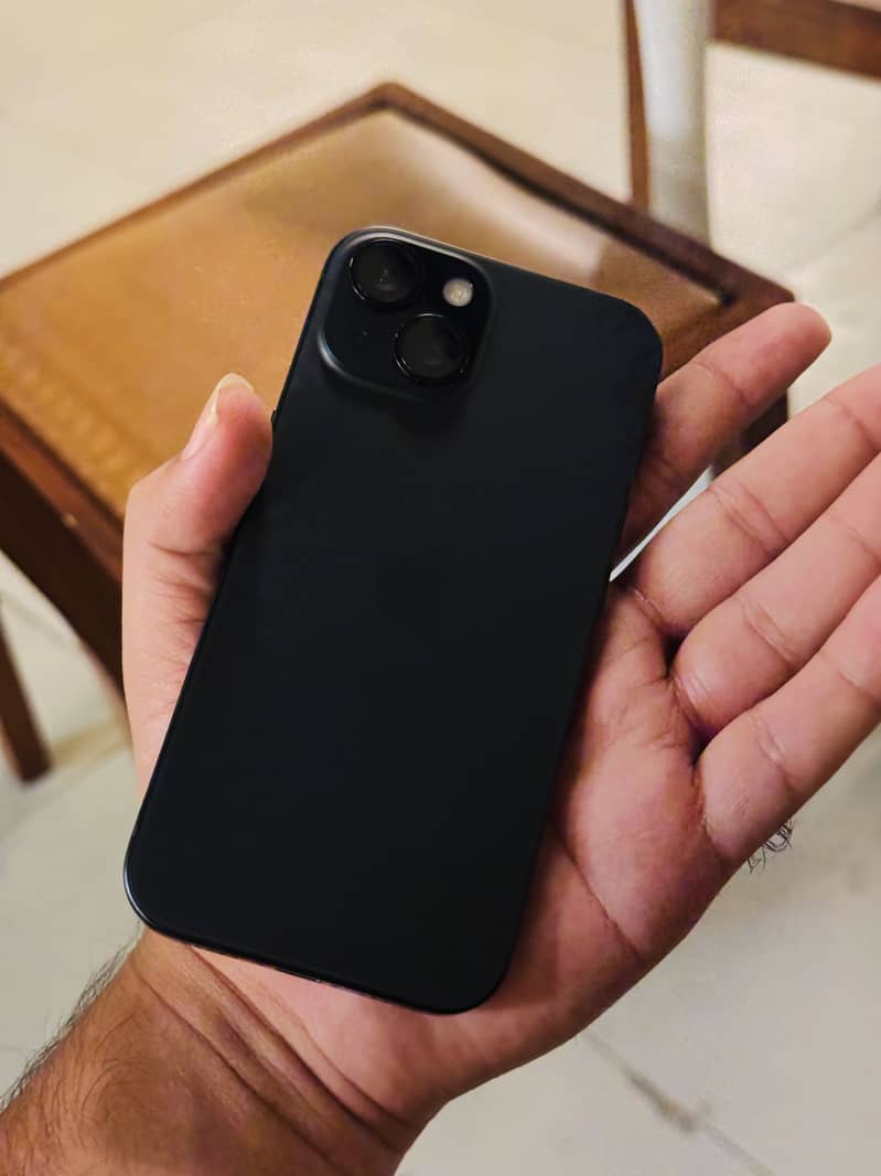 Apple iPhone 15 4