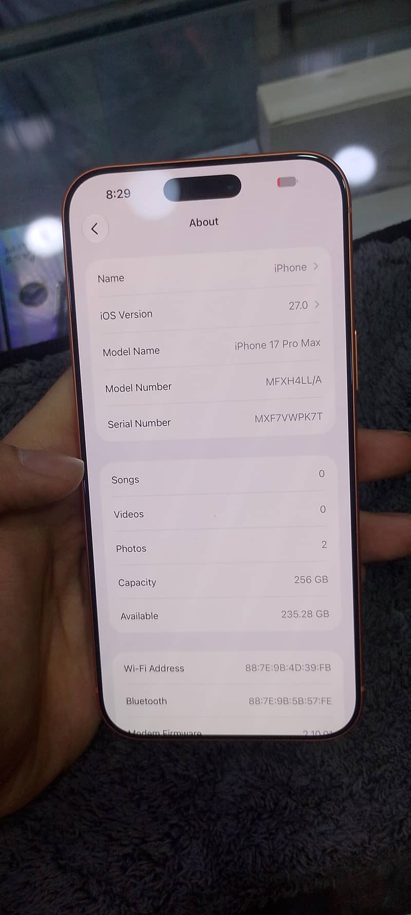 iPhone 17 pro max 4