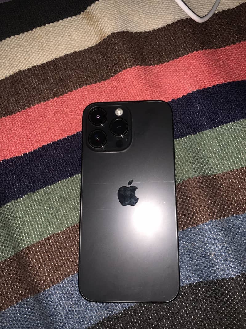 Apple iPhone 14 Pro Max 0