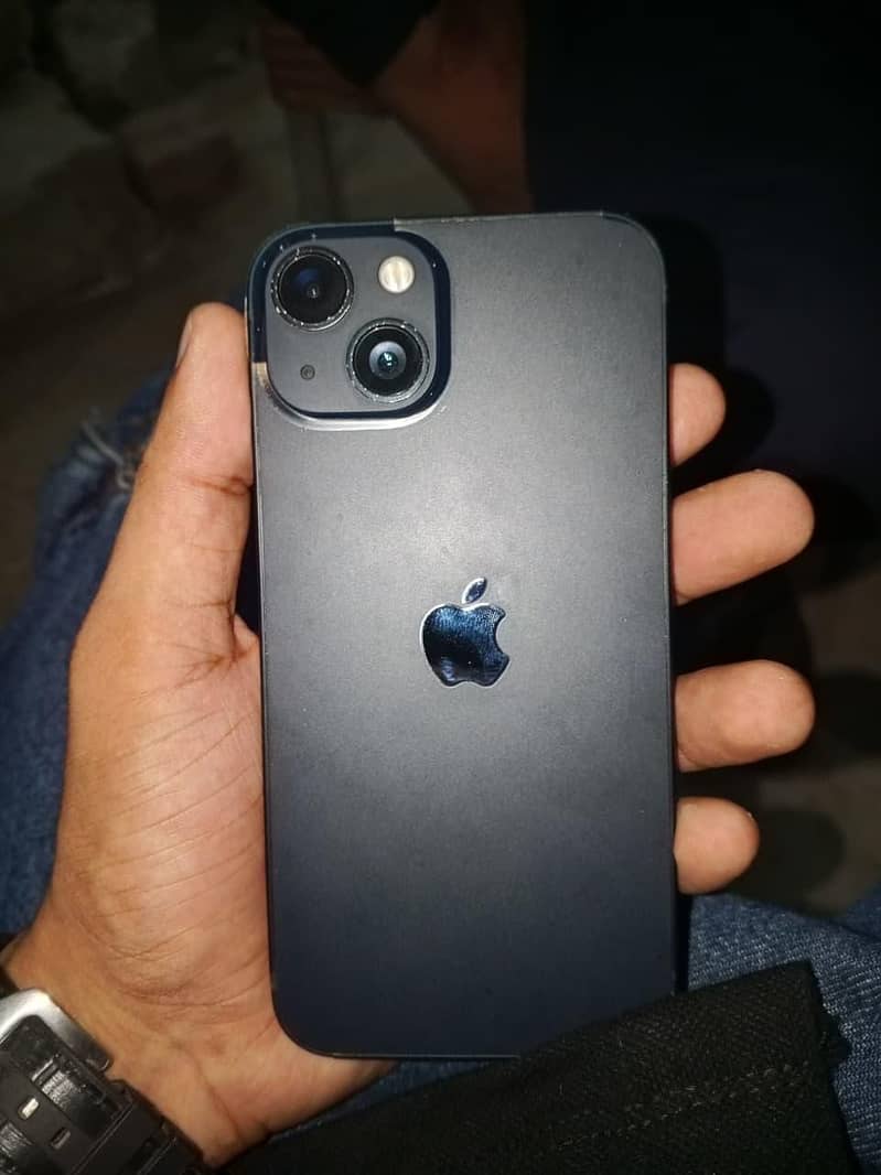 Apple iPhone 13 2
