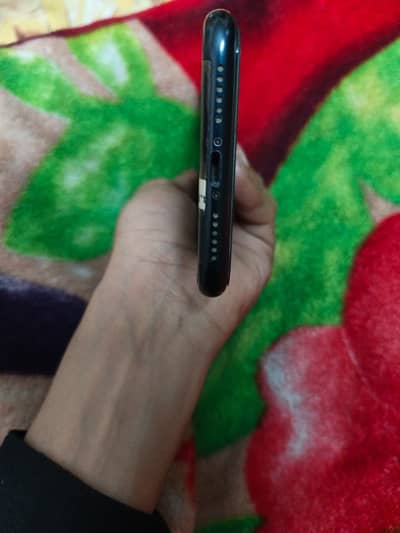 Apple iPhone XR