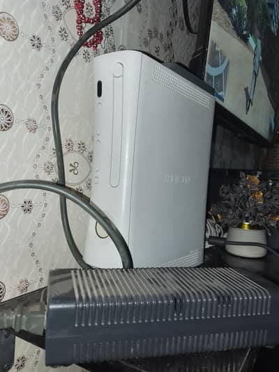 Xbox 360 500GB all games with 1 wireless remote and 1 wire remote