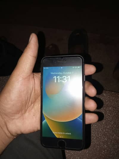 Apple iPhone 8