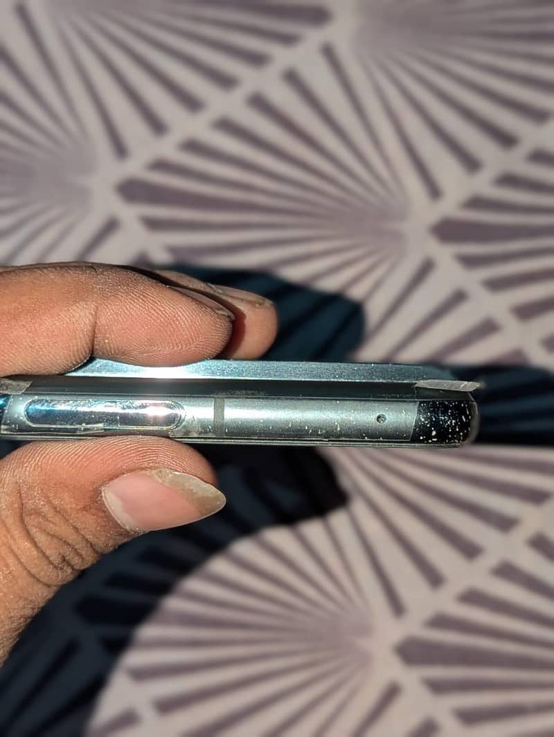 Google Pixel 8 Pro 2