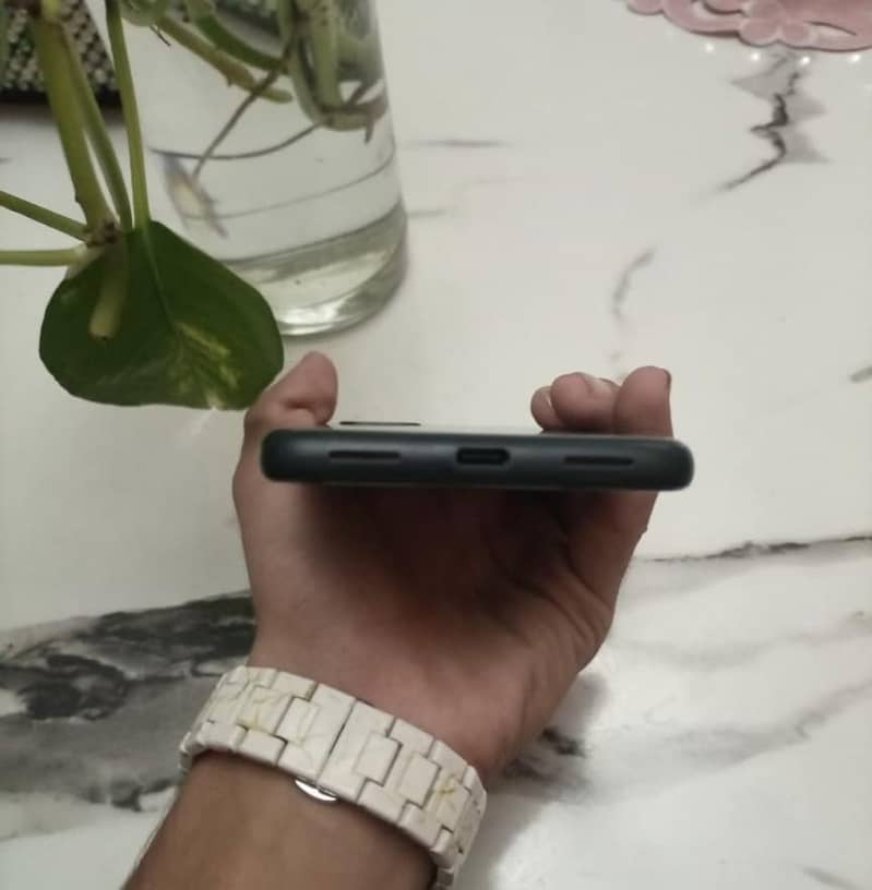 Google Pixel 5a 3