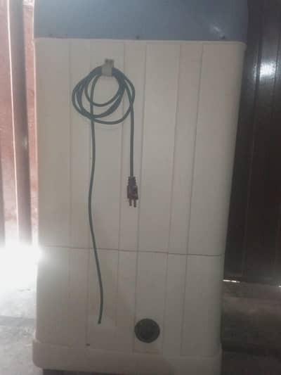 all ok ak do br us ki h no open ripped  original hai