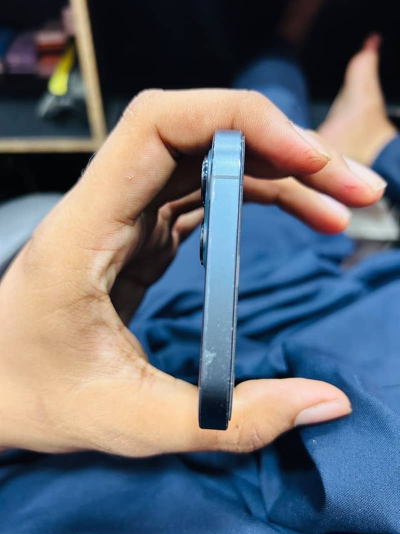 Apple iPhone 12 Pro Max 1