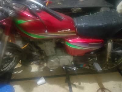 Honda CG 125 - Model 2013 | Urgent Sale ​Description: ​Model: 2013