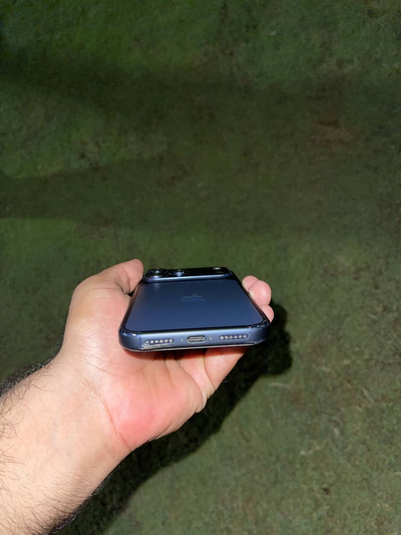 Apple iPhone 17 Pro Max 1