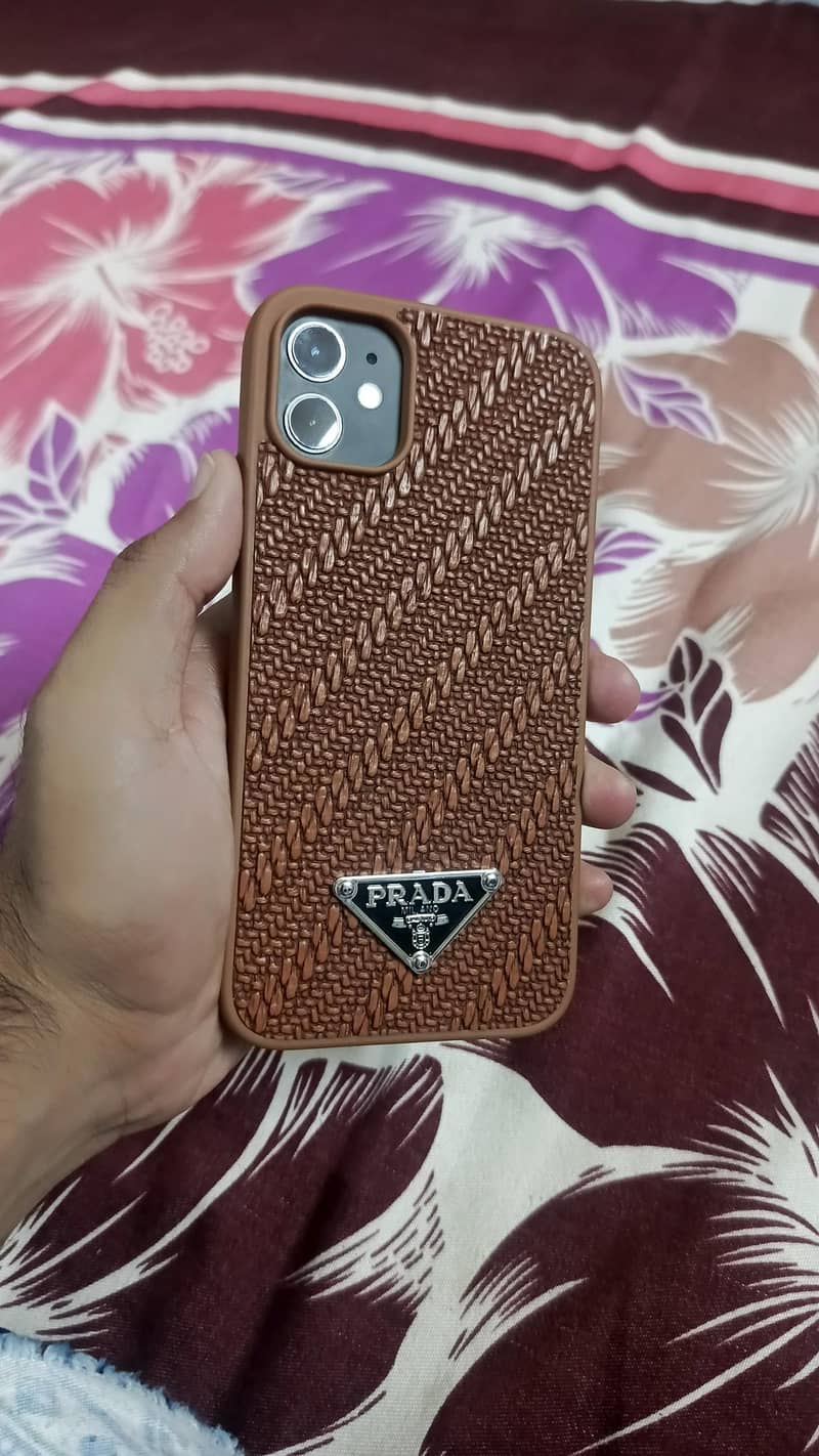 Apple iPhone 11 7