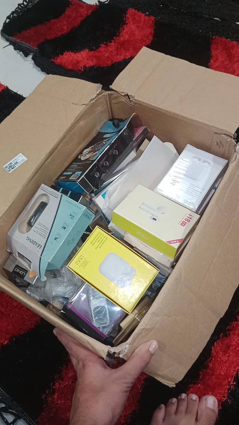 MOBILE ACCESSORIES 0