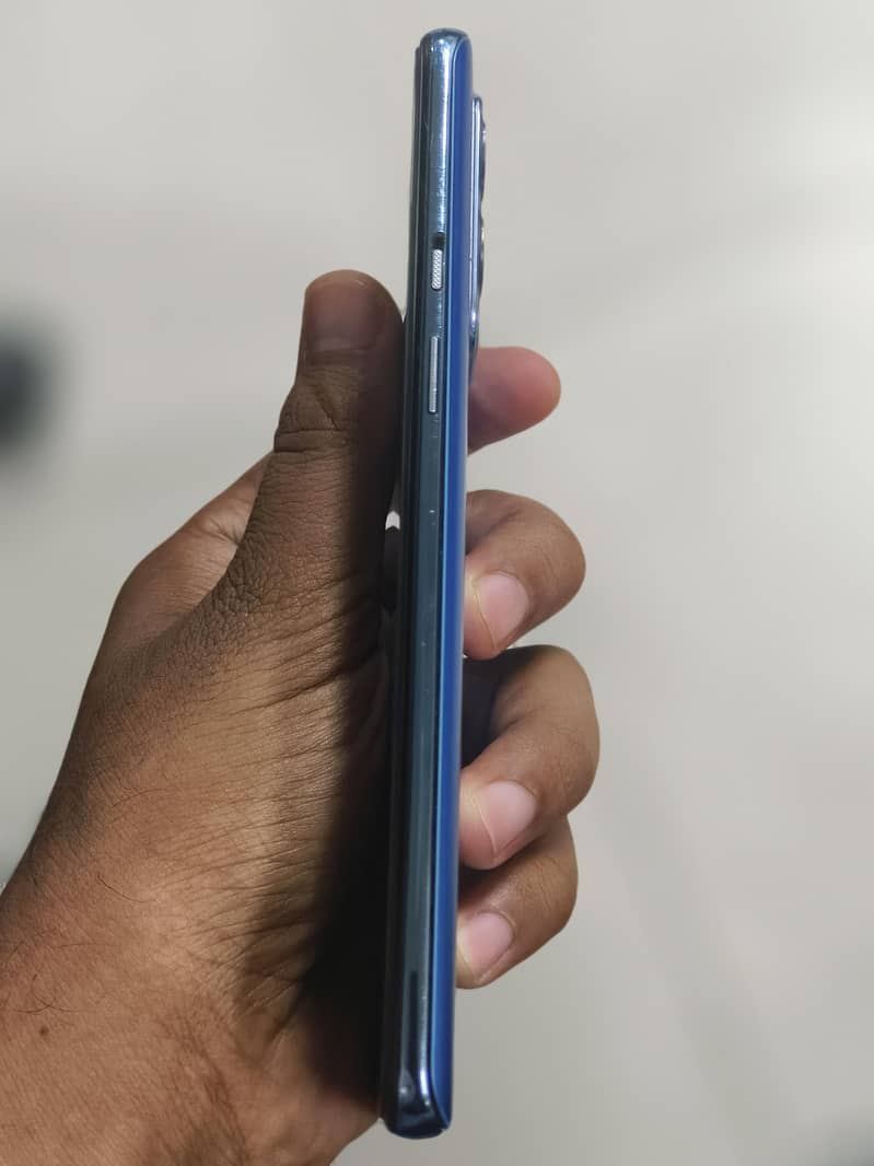 One Plus 9 5g 3