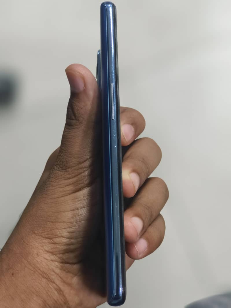 One Plus 9 5g 5