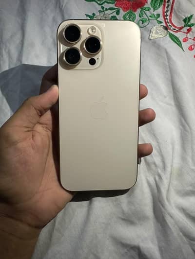 Apple iPhone 16 Pro Max