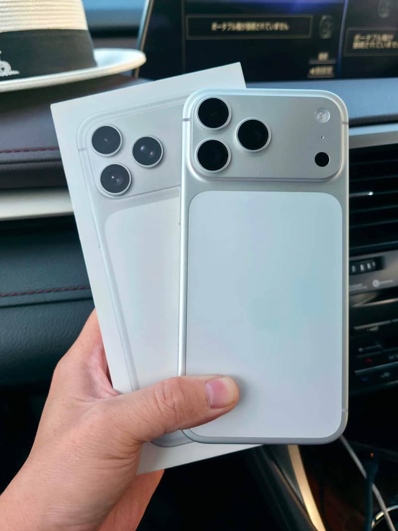 Apple iPhone 17 Pro Max 0