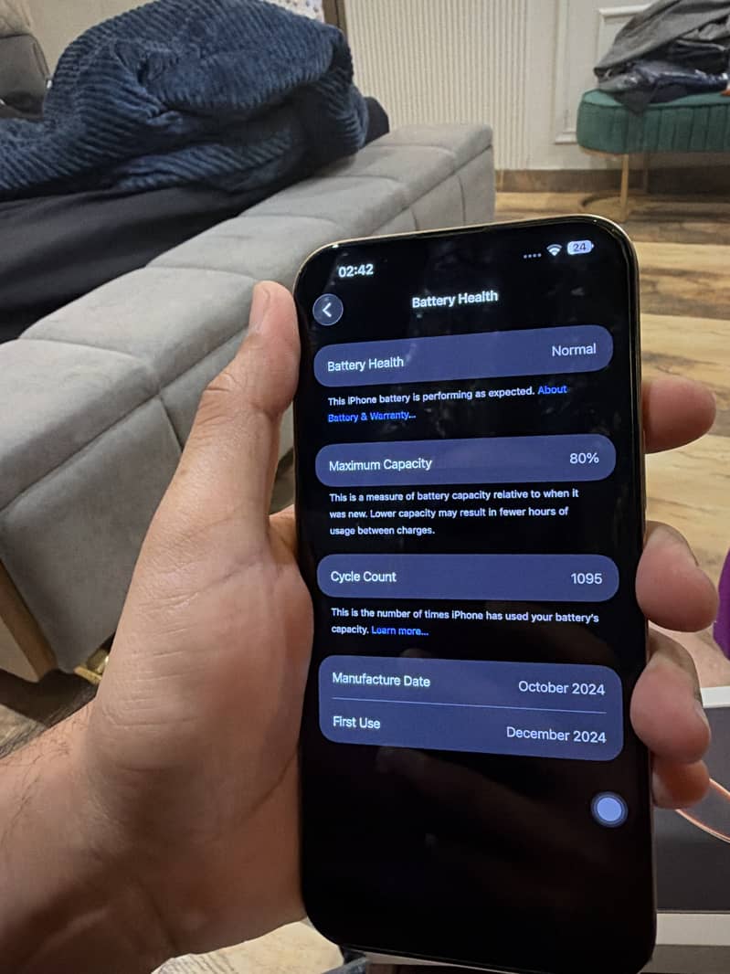 Apple iPhone 16 Pro Max 5