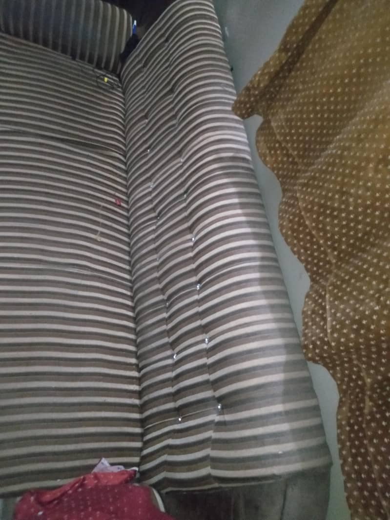 Large Sofa 4