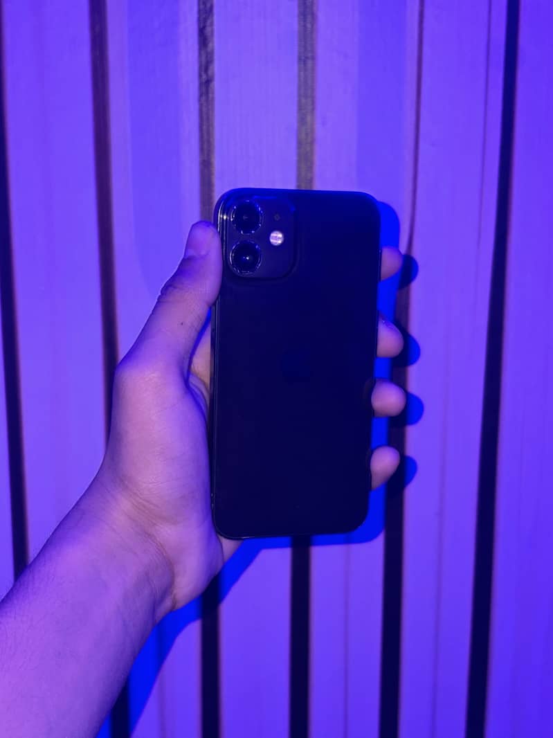 Apple iPhone 12 mini 2
