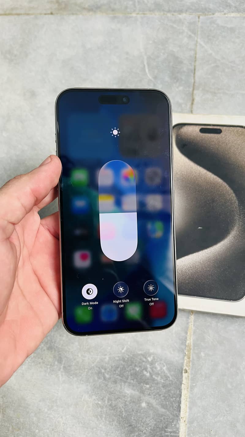 Apple iPhone 15 Pro Max 5
